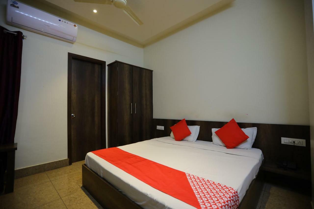 Oyo 40791 Hotel Hot N Fast Suratgarh Exterior foto